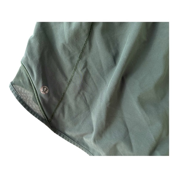 Lululemon Athletica Hotty Hot women’s Shorts size 10 - Picture 4 of 7